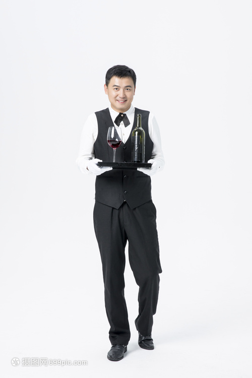 红酒展示 餐饮服务中男服务员的专业艺术